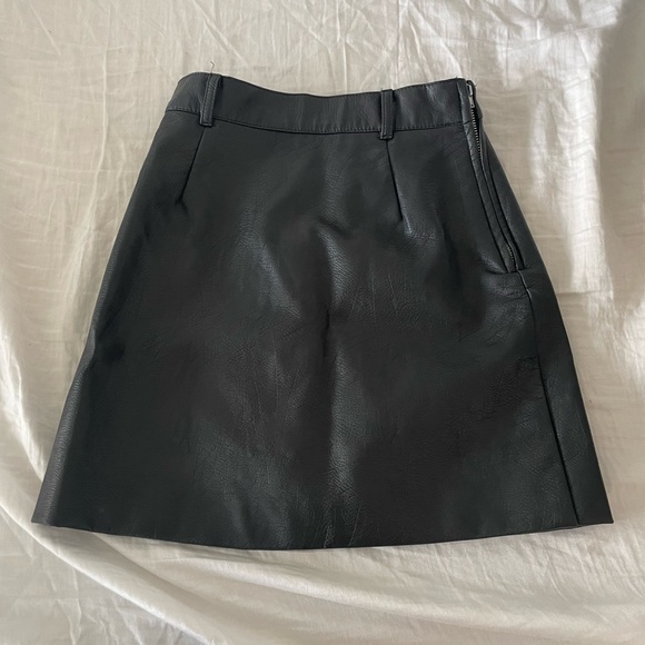 H&M Mini Leather Skirt - Picture 3 of 4